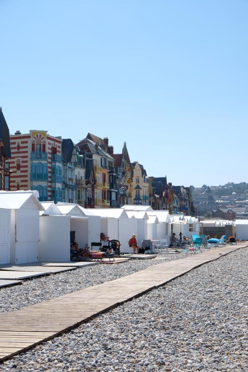 Villa Adele, Bow-Window Vue Mer - Appt 02 Mers-les-Bains Exteriör bild